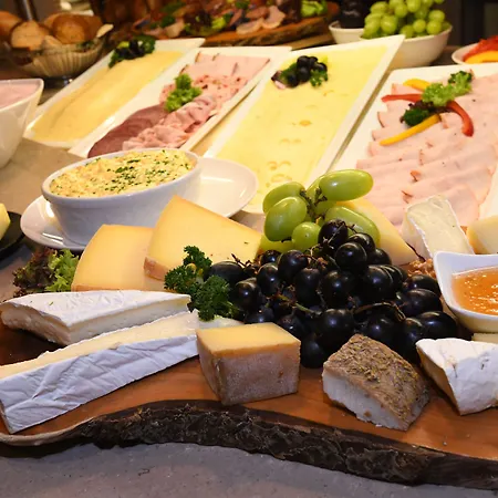 Insel-hotel 4* 하일브론