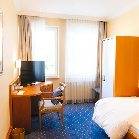 Insel-hotel Szálloda Heilbronn