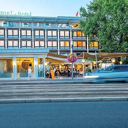 酒店 海尔布隆英赛尔酒店 4*