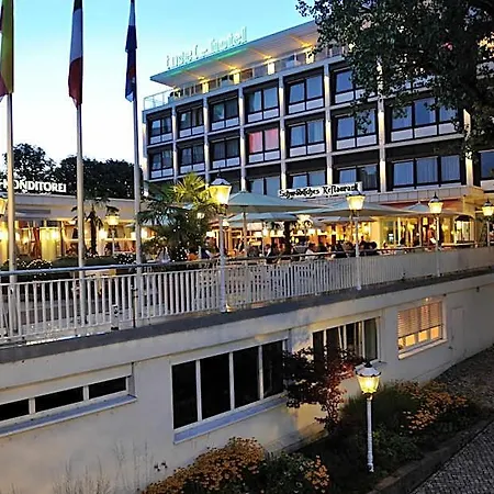 海尔布隆英赛尔酒店