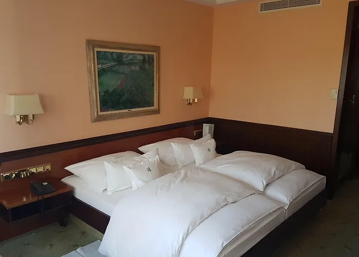 Insel-hotel Szálloda Heilbronn