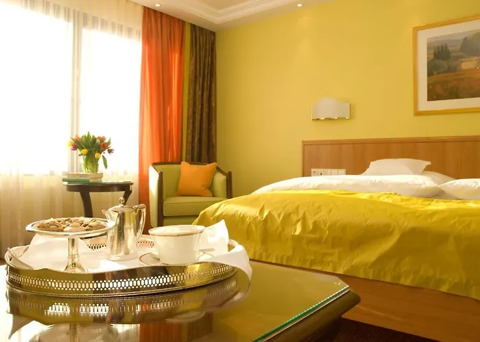 Insel-hotel Hotel 4*